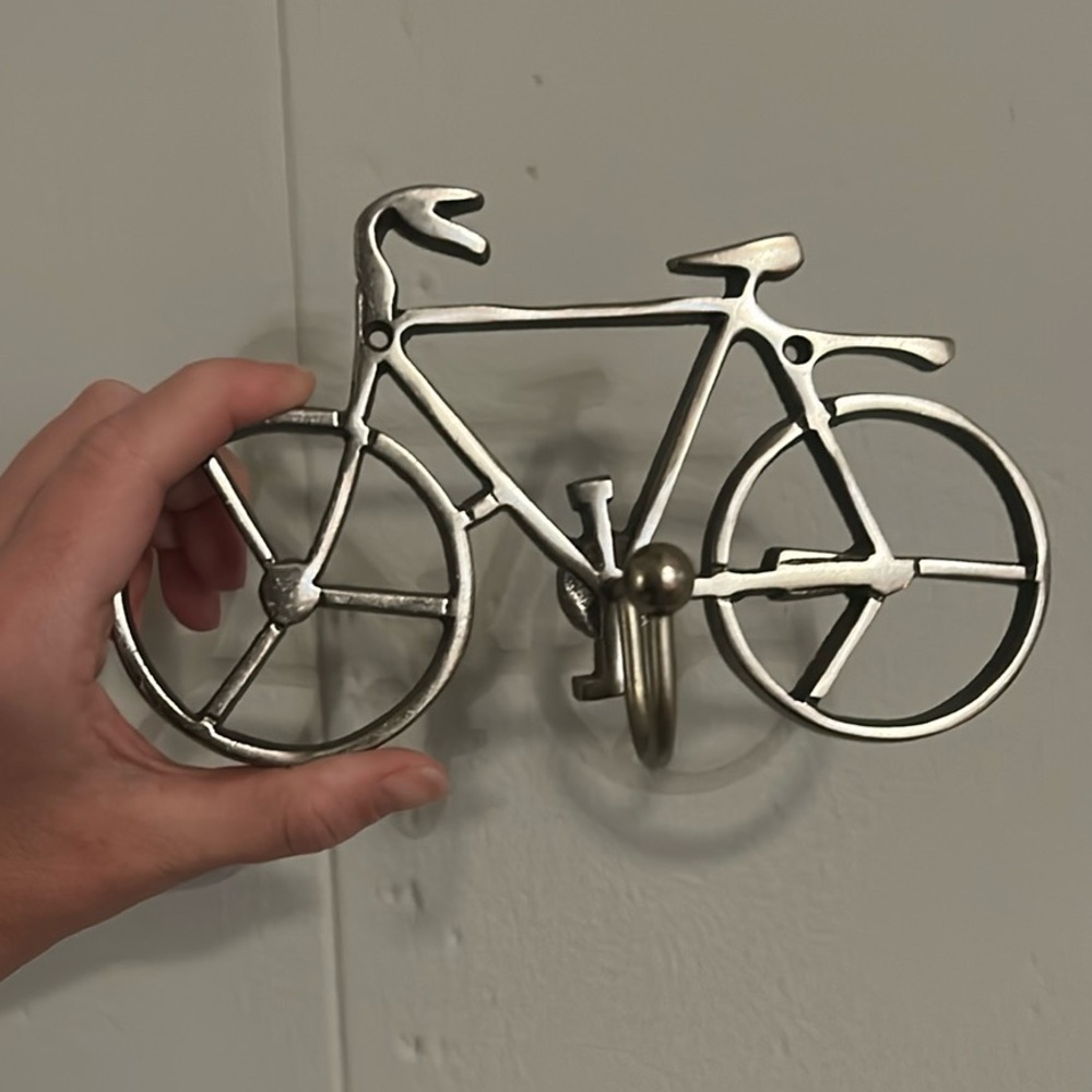 Minimalist Silver Bicycle Wall Hook Decor